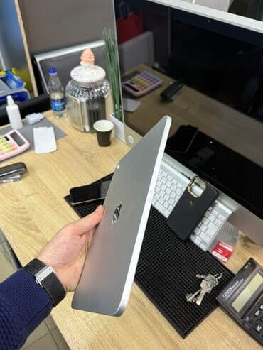 ipad 6 nesil: IPad 11 / 128GB / A16 chip (2025) Yeni kimidir. Nokte cizigsizdir — 3