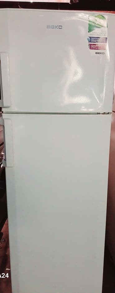 beko: İşlənmiş 2 qapılı Beko Soyuducu Satılır, rəng - Ağ, Təkərli — 4