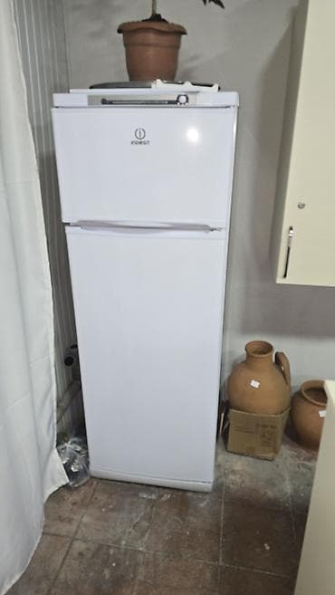 Duxovkalar: 2 qapılı Indesit Soyuducu Satılır, rəng - Ağ — 3