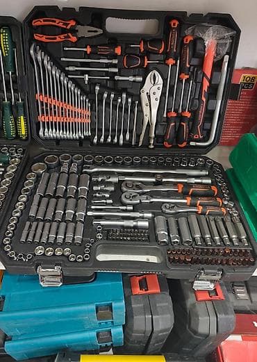 Universal alət dəsti – çoxhissəli, sərt plastik daşıma çamadanında -