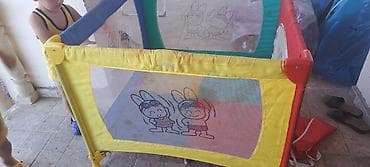 Bu, uşaqlar üçün yığcam və daşınan oyun beşikdir. Sarı rəngli parçadan lalafo.az -da Bu, uşaqlar üçün yığcam və daşınan oyun beşikdir. Sarı rəngli parçadan