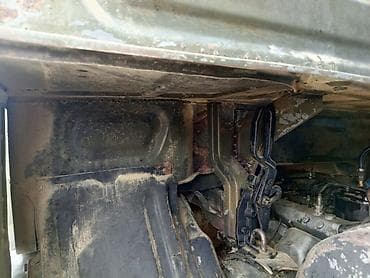maşın qaldırıcı: KAMAZ dump maşını (samanlı kabin), yaşıl rəng. - Ön və yan ikili — 7