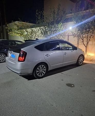 butun avto: Toyota Prius: 1.5 l | 2009 il Hetçbek — 3