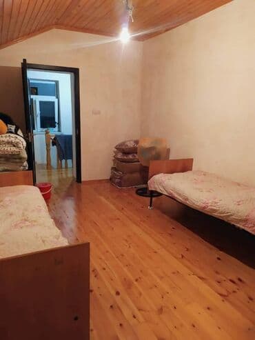 şuşa şəhərciyi: 3 otaqlı, 112 kv. m, Orta təmir — 4