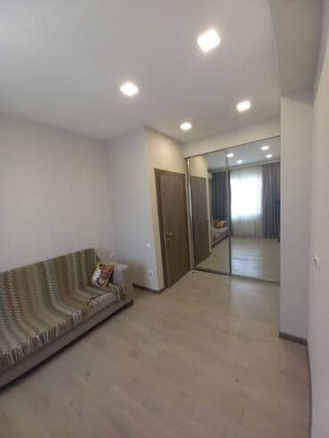 biləcərdə kirayə ev: Nəsimi rayonu (Səməd Vurğun küçəsi), 28 may metrosu tərəfdə inşa — 10