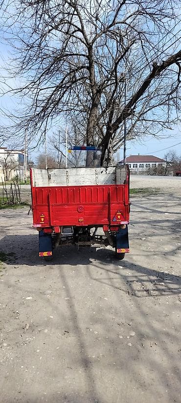 kvadratsikl satisi: Yükdaşıma üçün üçtəkərli motoqoşqu - Korpus: metal yük platforması — 2