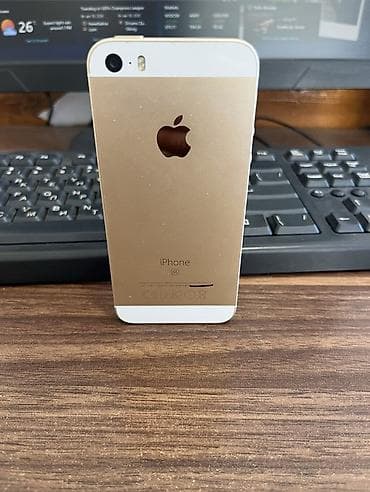 dubai iphone 13: IPhone SE, 64 GB, Qızılı, Barmaq izi — 2
