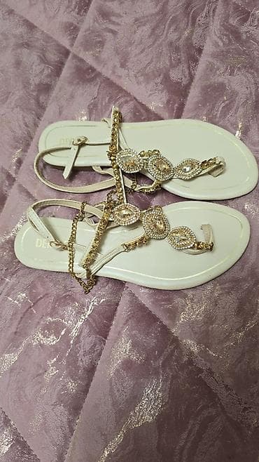 Derimod, Ölçü: 38, rəng - Bej, Yeni