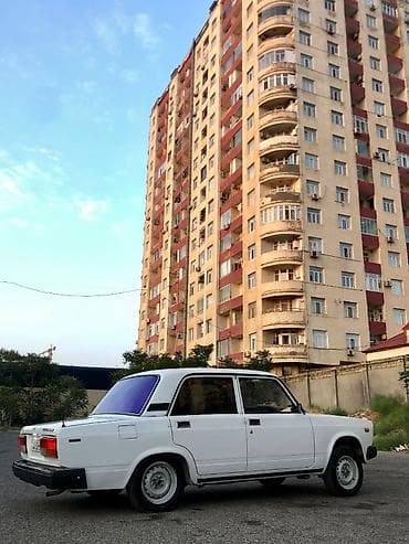 Avtomobil satışı: VAZ (LADA) 2107: 1.7 l | 1999 il 18000 km Sedan — 10
