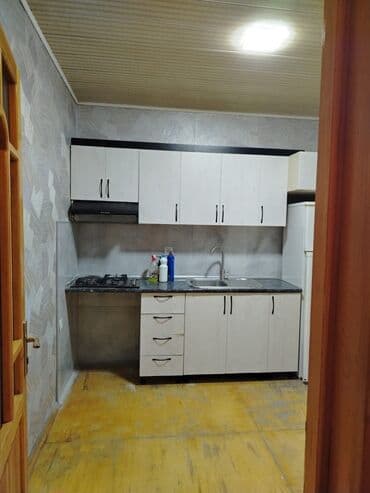 biləcəri həyət evləri 2023: 1 otaqlı həyət evi 📍 522 nömrəli avtobus xəttinin üstündə, məktəbə — 9