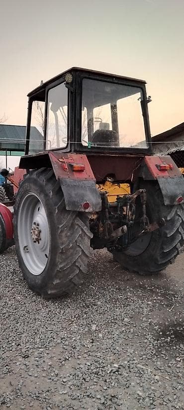 vaz salon: Kənd təsərrüfatı üçün tam kabinli təkərli traktor - Model üzərində — 3