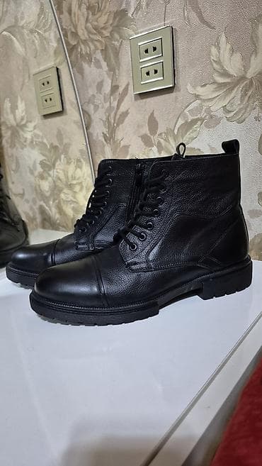 basketbol ayaqqabı: Kişi original dəri çəkmələri – qara rəng, klassik-urban dizayn. 41-42 — 2