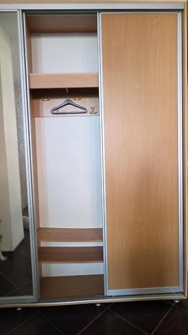 dekor ref: İşlənmiş, 3 qapılı, Güzgülü, Bej, Kupe, Düz dolab — 2