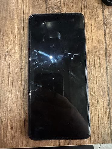 kohnə telefon: Poco X7 Pro, 512 GB, rəng - Qara, Sensor — 8