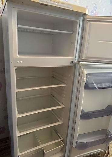 soyduc: İki kameralı məişət soyuducusu - Üst hissədə ayrıca dondurucu bölmə - — 1