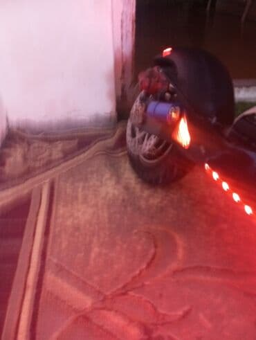 купить электросамокат: İşlənmiş Elektrik samokat 10", 501 - 750 Vt, > 45 km/s, Pulsuz çatdırılma — 3