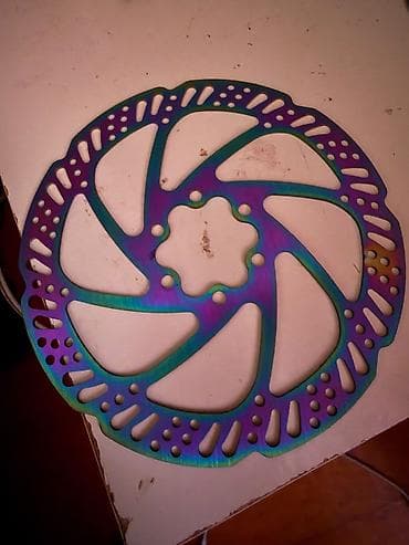 Velosiped üçün disk rotoru
- Rəng: “oil-slick”/xameleon