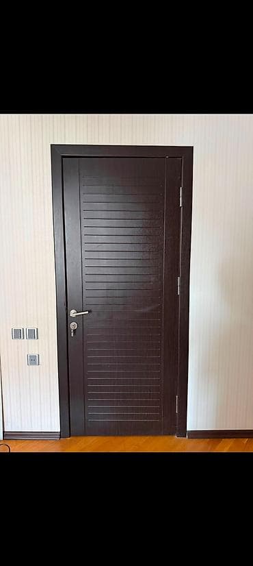 İşlənmiş Otaq qapısı Plintus ilə, Zəmanətli, Ünvandan götürmə lalafo.az -da İşlənmiş Otaq qapısı Plintus ilə, Zəmanətli, Ünvandan götürmə