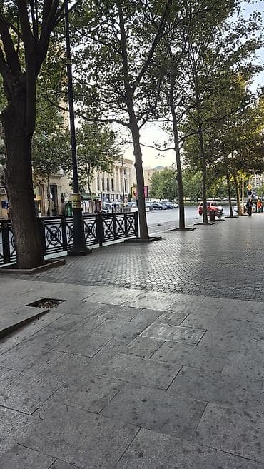 kiraye evler 2021 sumqayit: Seherin Merkezinde Qis parkinin yaninda Umumi Heyetde 1 otag menzil — 1