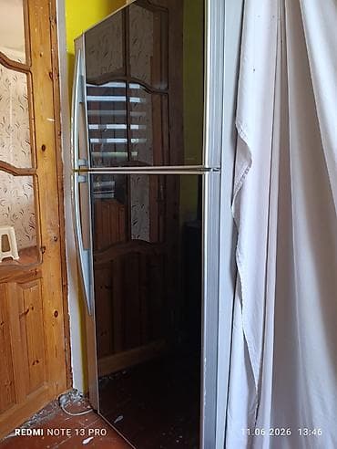 ventilyator satilir: 2 qapılı Toshiba Soyuducu Satılır, rəng - Gümüşü — 2