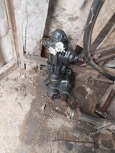 zil 130 dizel: Mexaniki sükan idarəetmə mexanizmi (sükan qutusu) - Aşağıdan çıxış — 1