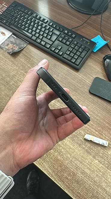 ipad pro m5: IPhone 15, 128 GB, Midnight, Simsiz şarj, Face ID, Sənədlərlə — 3