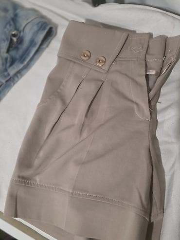 qadin ucun: Qadın şort dəsti – 3 ədəd Birlikdə Satılır 10 Azn Ölçü: 38 Vəziyyət — 2