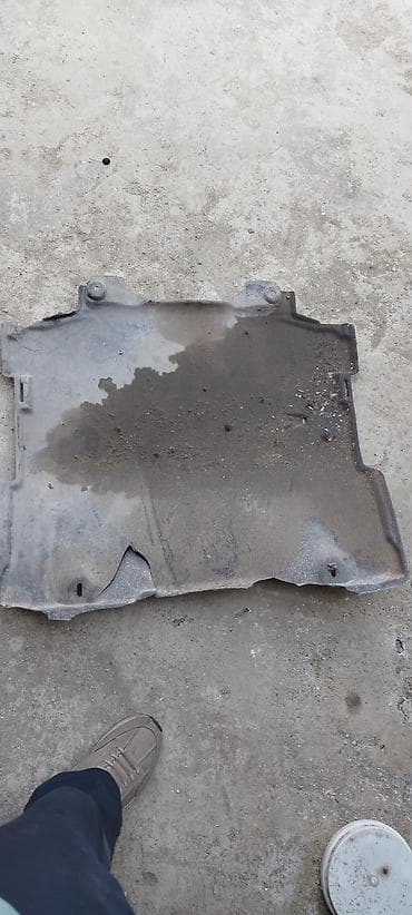 Motor qoruyucusu, Mercedes-Benz 202, 1998 il, Almaniya, Ödənişli çatdırılma