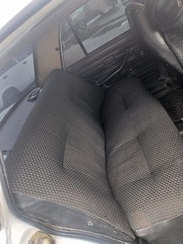 masin kompressor ustasi: VAZ 2107, ağ rəng, sedan kuzov. Mühərrik və ötürmə: - Benzin — 5