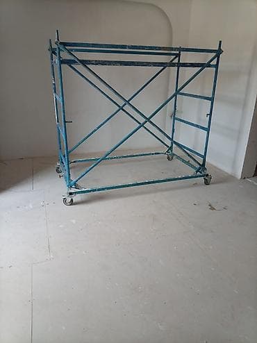 Balta və nacaqlar: Daxili və xarici təmir–tikinti işləri üçün yığıla-bilən, təkərli — 1