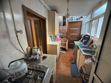 продаю дом: 7 комнат, 216 м², Средний ремонт — 5