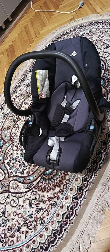 Автокресла: Az islənib — 1