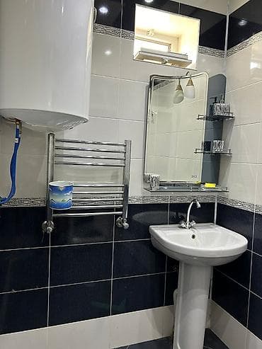 su baki: Sanitar qovşaq – tam komplekt - Kafel-metlaq üzləmə: qara-ağ rəng — 4