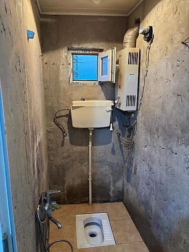 Дома: 50 м², 1 комната, Канализация, Комби, Водопровод — 3