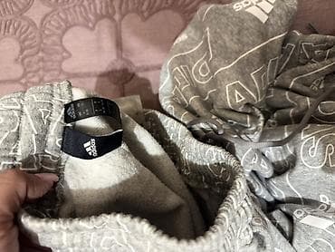 gadin geyimleri: Adidas — 2