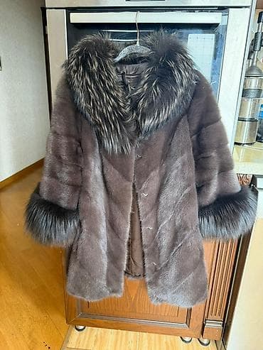 Femina qadın şineli 2 ildir alinib, 4-5 defe geyinilib,yeni kimidir