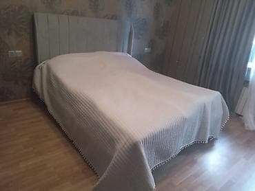 pufik satisi: Taxt tecili satilir 100azn.Matras ortopedik. Baza yoxdur. Unvan — 1