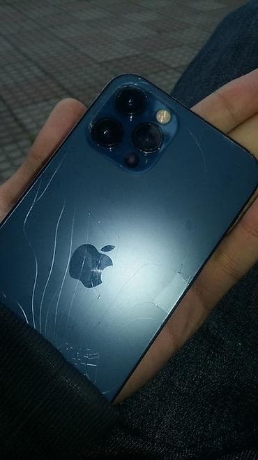 appl: IPhone 12 Pro, Pacific Blue, Face ID — 3