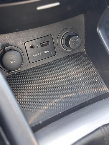 Kia: Kia Ceed: 1.6 л | 2011 г. Хэтчбэк — 10