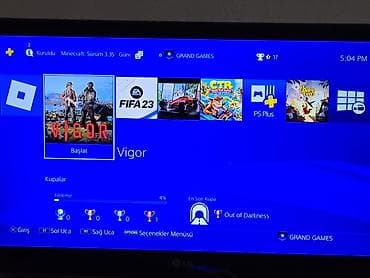 PlayStation 4 Slim konsolu + 2 ədəd DualShock 4 oyun pultu paketi