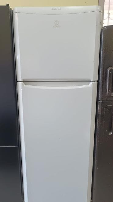 2 qapılı Indesit Soyuducu Satılır, rəng - Ağ