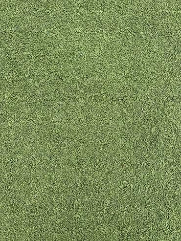 süni ot örtüyü: Futbol meydançası üçün qazon,qalınlığı 30mm,150 kv,bizdə futbol — 2