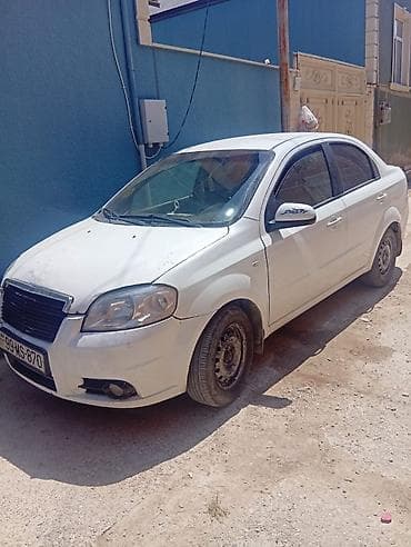 07 sekilleri 2022: Chevrolet Aveo: 1.5 l | 2012 il Sedan — 2
