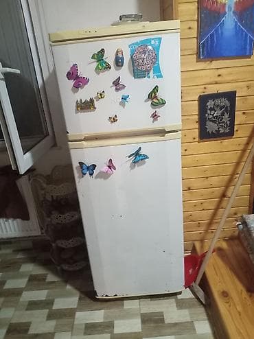 Elektronika: - Aşağıda əsas soyutma kamerası: 2 ədəd şüşə rəf, meyvə-tərəvəz üçün 2 — 3
