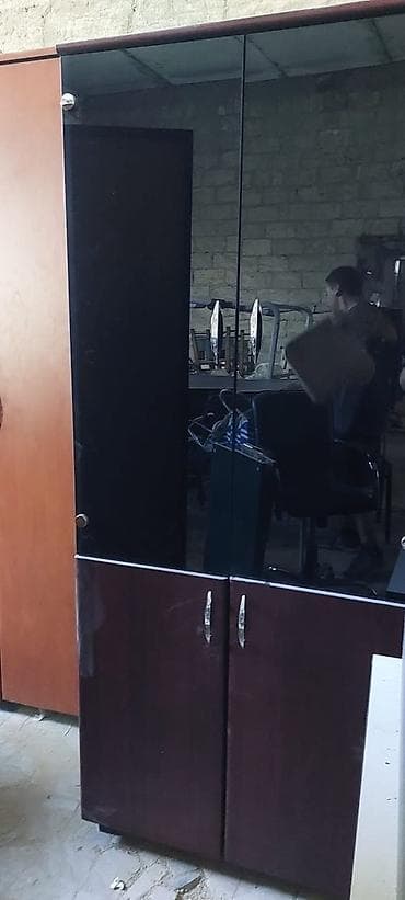 islenmis kubik: Parta dəsti 23 dəst masalarda var — 8