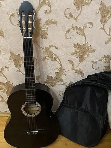 gitara tornado: Klassik akustik gitar – 6 simli, tam ölçü (4/4), qara rəng. - Korpusu — 1