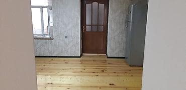 balakende satilan evler: Kirayə mənzil – 2 otaqlı, təmirli Xüsusiyyətlər: - Geniş zal və yataq — 3