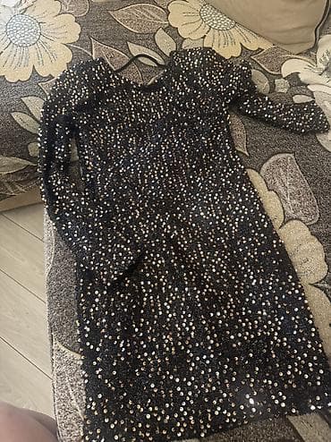 Şalvarlarin her biri 5azn teze kimidi sapaqi 10azn (38razmer) bardovu — 5