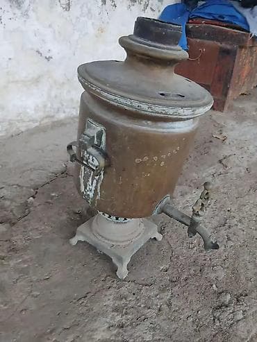 CD, DVD disklər və kassetlər: Antik mis samovar - Material: mis (bürünc tonlu korpus, tökmə metal — 7