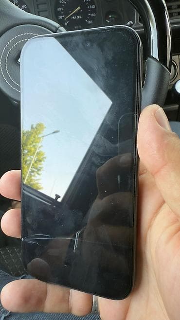 чехол iphone 8: IPhone 16, 256 ГБ, Черный, Беспроводная зарядка — 3